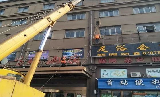 南宁安装较高的门店招牌有什么好的方法？